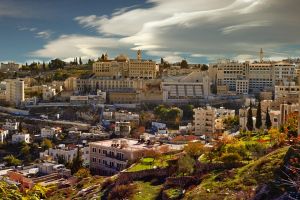 Aradul se înfrăţeşte cu oraşul unde s-a născut Hristos