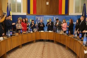 Sala de sticlă a Primăriei, transformată în sediu de partid de PNL Cluj
