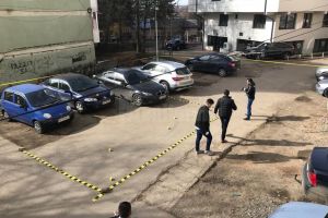 Valutist jefuit azi dimineaţă de o sumă mare de bani, într-o parcare din municipiul Suceava