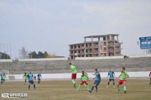 Sâmbătă, CS Hunedoara – Unirea Alba Iulia | Junii “alb-negri”, după puncte lângă furnale