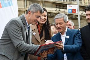 BEC respinge cererea de înscriere a Alianţei 2020 USR PLUS la alegerile europarlamentare 2019