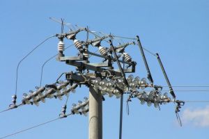 Locuitorii din zona de nord a Timişoarei şi din Dumbrăviţa, afectaţi de o pană de curent electric