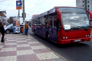 VIDEO Primăria nu mai trebuie să dea bani. Avem clipul despre utilizarea parcului auto Transurb