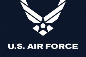 Mărturisiri şocante din partea unei femei care a fost militar în US Air Force, în prezent senator american: „Am dat vina pe mine. Mă simţeam fără putere