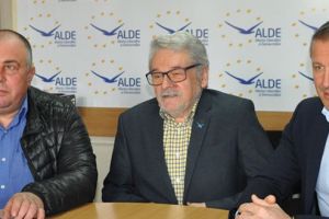 Doi primari liberali trec la ALDE şi sunt pe cale să producă o răsmeriţă în PNL