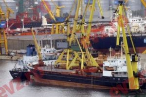 Administra Administraţia Porturilor Maritime a fost amendată cu 12 milioane de lei, din cauza ministrului Răzvan Cuc şi a fostului director Dan Tivilichi