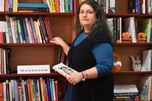 Mureşence de 8 martie: Doina Gabriela Vanca, American Corner: „Cărţile sunt o lume în sine. Citind o carte devii alt om”