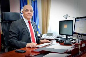 Raed Arafat consideră o prostie ”să ai doctorat ca să poţi preda”