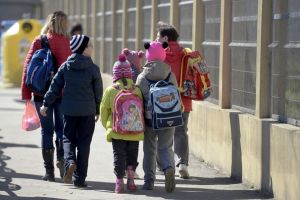 Majoritatea elevilor vor merge la şcoală tot sâmbăta, ca să recupereze vacanţa de Summit