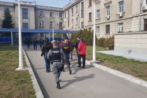 Cetateni din Republica Moldova care munceau fara forme legale in Constanta, condusi la frontiera