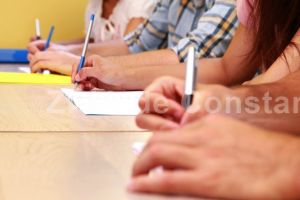 Incepe Simularea evaluarii nationale pentru elevii de clasa a VII-a si a VIII-a