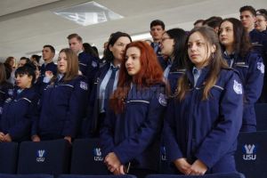 2.700 de studenţi ai USV beneficiază de burse
