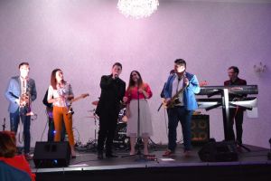 FOTO. Aldo Blaga, concert memorabil de Ziua Femeii la Negreşti-Oaş