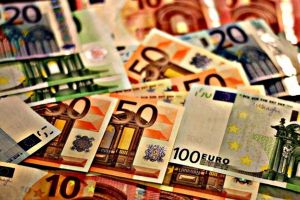 OUG 114 ar putea duce la tăierea fondurilor europene