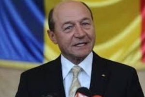 Băsescu s-a înfuriat! “A sărit smalţul de pe feţele lui Cioloş şi Barna şi s-au năpustit asupra…”
