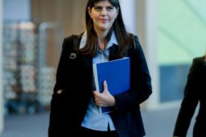 Document BOMBĂ. Circulara care îi pune piedică lui Kovesi. De ce este cercetată fosta şefa DNA pentru „grup infracţional organizat”