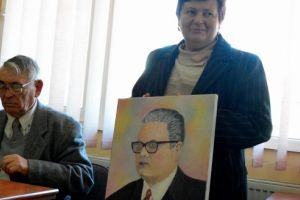 Maria Mera, din drag pentru înaintaşi cu ajutorul picturii