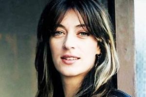 Ziua în care cântăreaţa Laura Stoica s-a stins din viaţă, în urmă cu 13 ani