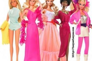 Celebra păpuşă Barbie a împlinit 60 de ani