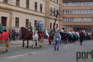 Defilare cu husari şi fanfară în centrul Sătmarului. Programul manifestărilor de Ziua Maghiarilor