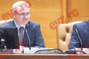 Recompensă pentru şeful Comisiei SRI. „A blocat toată activitatea, să-l scape pe Dragnea”