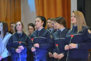 Spectacol organizat de elevii Şcolii Naţionale de Pregătire a Agenţilor de Penitenciare cu ocazia Zilei Internaţionale a Femeii