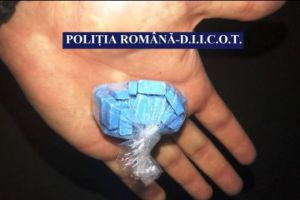 Cutremur în showbiz. Un prezentator cunoscut se droghează. Incredibil despre cine e vorba