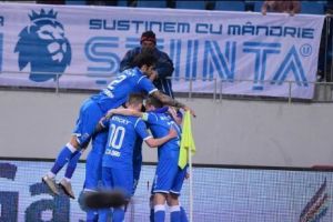 LIGA I. CS „U” Craiova urcă pe locul al 2-lea, după victoria cu Astra. Giurgiuvenii n-au primit un penalty şi au terminat meciul în inferioritate