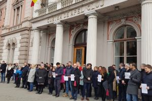 Magistraţii protestează din nou, luni, la Cluj