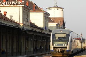 Fetiţă de 7 ani dispărută de acasă, găsită în Gara din Satu Mare