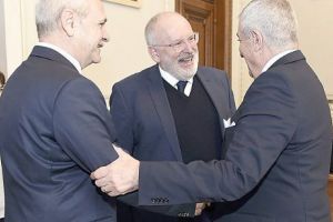 Frans Timmermans, în România! Mutare surpriză a Prim-vicepreşedintelui Comisiei Europene înainte de întâlnirea cu Dăncilă 