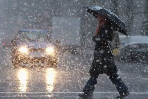 Se schimbă vremea – Meteorologii anunţă lapoviţă şi ninsori