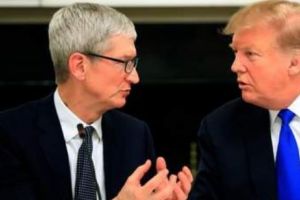 Încă o perlă lansată de Trump: Tim Cook a fost rebotezat „Tim Apple” şi a făcut înconjurul lumii. Cum se scuză liderul de la Casa Albă