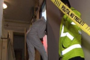 Moarte suspectă în Capitală. Un apartament a fost incendiat
