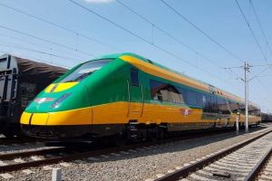 VIDEO. Cel mai modern tren nu va mai trece prin judeţul Satu Mare