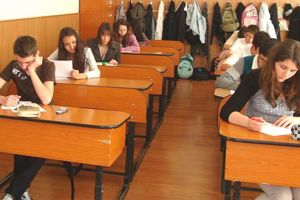 Elevii hunedoreni nu susţin boicotul colegilor din ţară