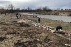 Acţiune de ecologizare la Șuşiţa