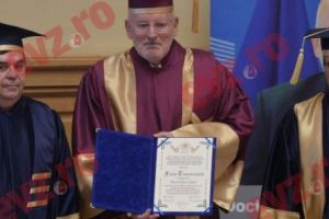Frans Timmermans începe campania electorală în România. Șeful socialiştilor europeni o preferă pe Corina Creţu