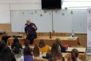 Proiectul Antrenat de Majorat a ajuns la 300 de liceeni din oraşul Brăila