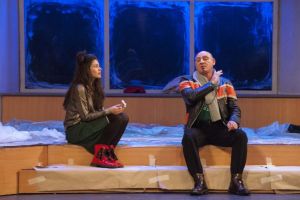 Spectacolul „Desculţ în parc” se joacă în Campania „Artiştii pentru artişti”