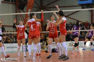 CSM Târgovişte – Volei Alba Blaj 3-2 | Echipa din “Mica Romă”, primul eşec stagional, lângă Turnul Chindiei!
