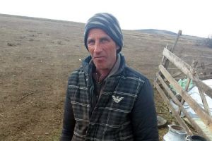 Cazul ciobanului bătut de poliţişti la Miercurea Sibiului – IPJ Sibiu a deschis o anchetă