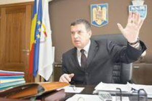 Primarul Mircia Gutau o da in judecata pe Claudia Rosu, fost procuror DNA! O acuza de ABUZ!