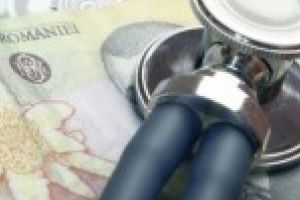 După ce au crescut salariile, la spitalele din Reşiţa şi Caransebeş se reduc sporurile! Cei mai afectaţi sunt medicii şi asistentele de la secţiile cu risc