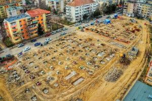 Lucrări de AMPLOARE în cartierele arădene! În ce stadiu se află PARCĂRILE construite în locul garajelor (FOTO DRONĂ)