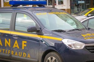 Controale ANAF începând cu 15 martie. Se verifică dotarea cu noile case de marcat cu jurnal electronic