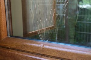 Hoţii din casele oamenilor de afaceri din Suceava au fost reţinuţi pentru 24 de ore