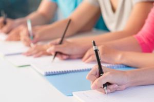 Simularea la limba şi literatura maternă la Sibiu – Elev de la ”Bruk” eliminat din sală