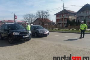 FOTO/VIDEO. Razie a poliţiştilor la intrarea în municipiul Satu Mare. Șoferii, verificaţi dacă poartă centura