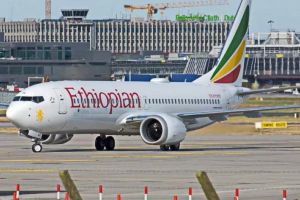 Avioanele Boeing 737 MAX nu au voie să zboare în Uniunea Europeană. TAROM şi Blue Air şi-au comandat modelul MAX 8